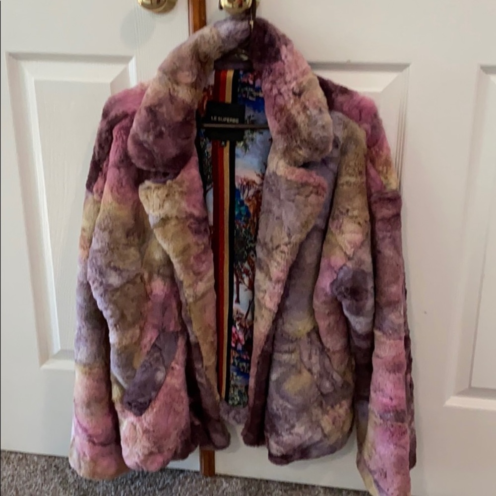 Le Superbe faux fur coat